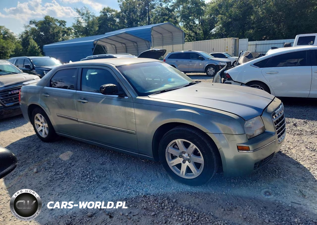 2006 Chrysler 300 Touring VIN:2C3KA53GX6H454700 - 4