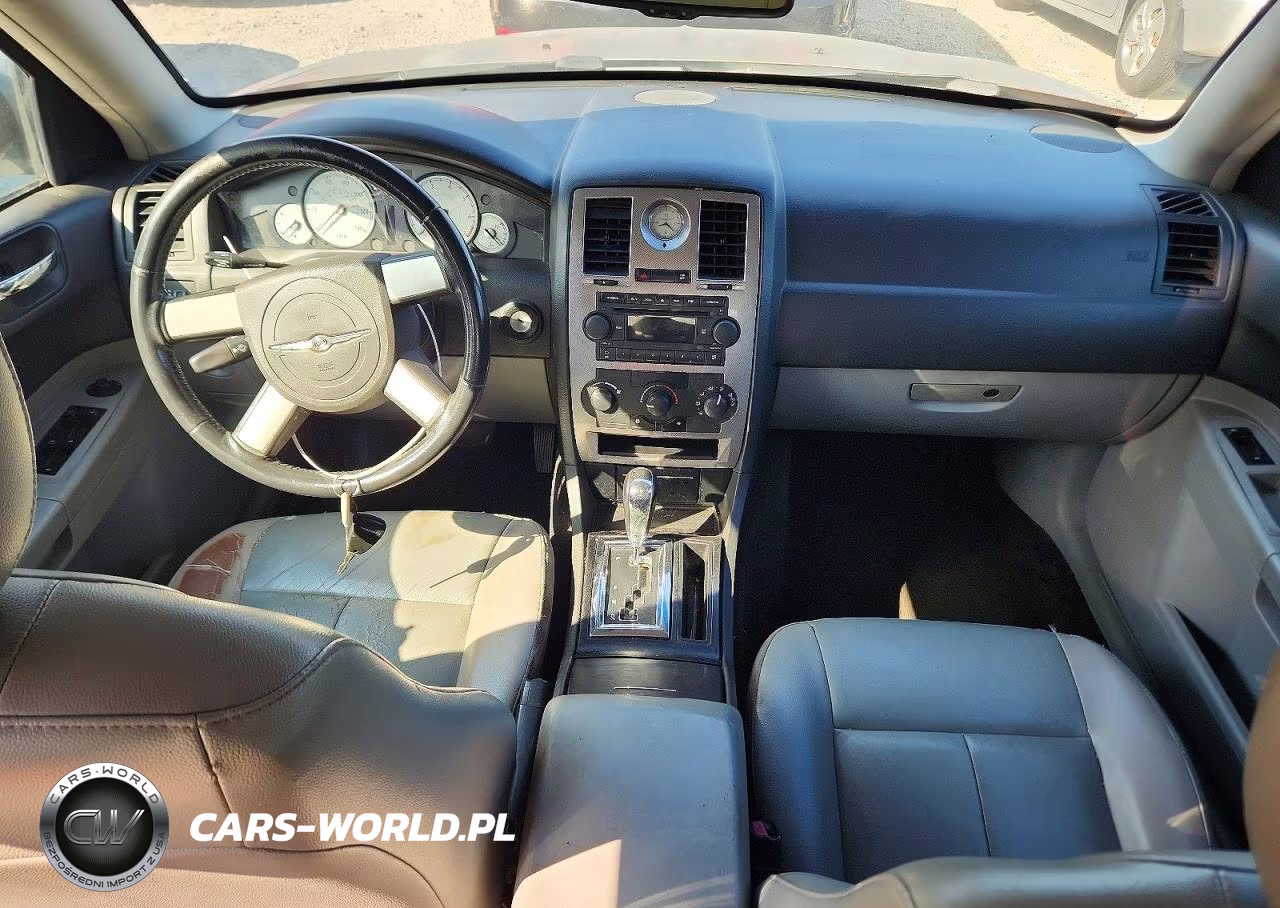 2006 Chrysler 300 Touring VIN:2C3KA53GX6H454700 - 8