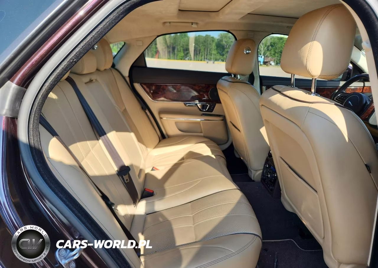 2015 Jaguar Xj VIN:SAJWJ1CD8F8V75955 - 10