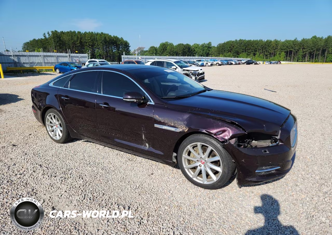 2015 Jaguar Xj VIN:SAJWJ1CD8F8V75955 - 4