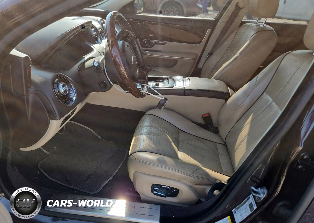 2015 Jaguar Xj VIN:SAJWJ1CD8F8V75955 - 7