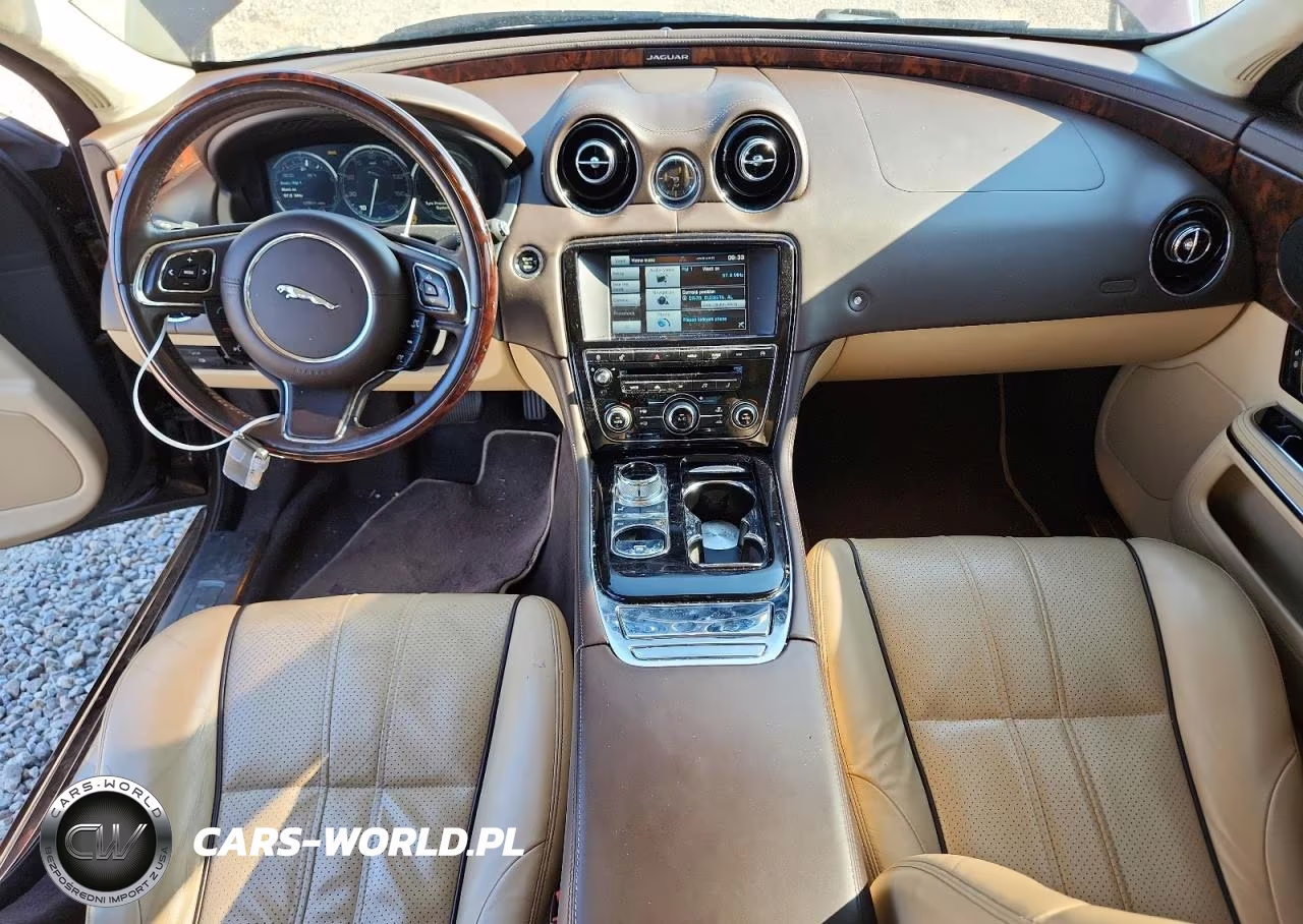 2015 Jaguar Xj VIN:SAJWJ1CD8F8V75955 - 8