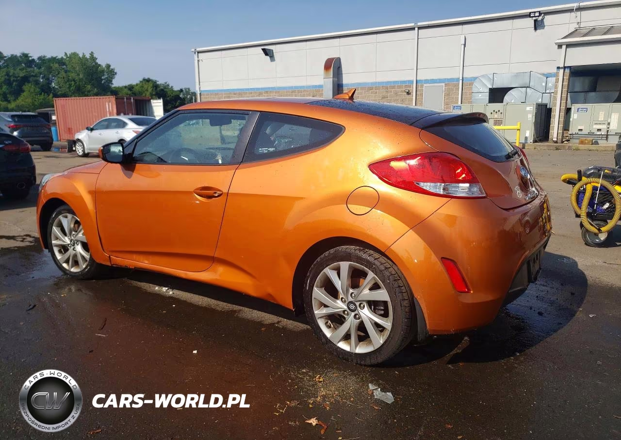 2016 Hyundai Veloster Base VIN:KMHTC6AD5GU252995 - 2