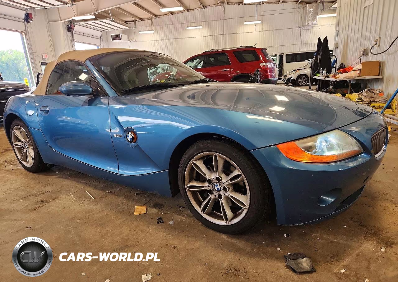 2003 BMW Z4 3.0 VIN:4USBT53463LU03487 - 4