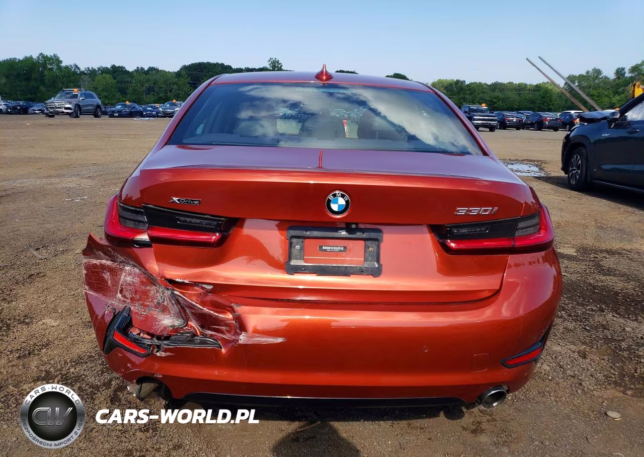 2019 BMW 330Xi VIN:WBA5R7C51KAJ82619 - 6