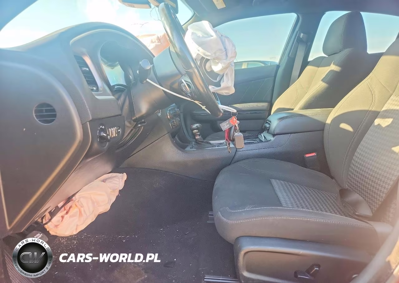 2019 Dodge Charger Sxt VIN:2C3CDXJG8KH675863 - 7