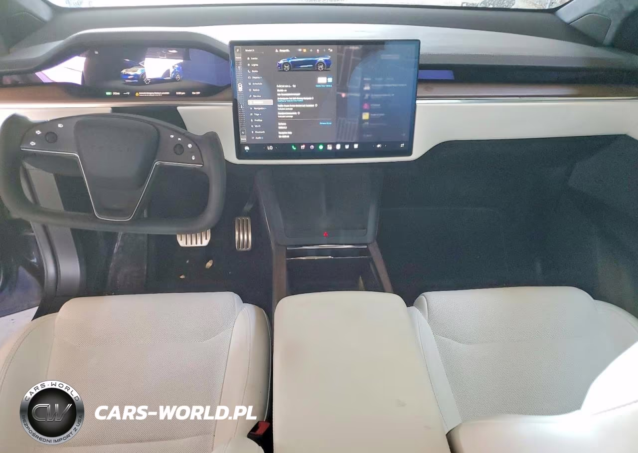 2023 Tesla Model X VIN:7SAXCBE57PF378367 - 8
