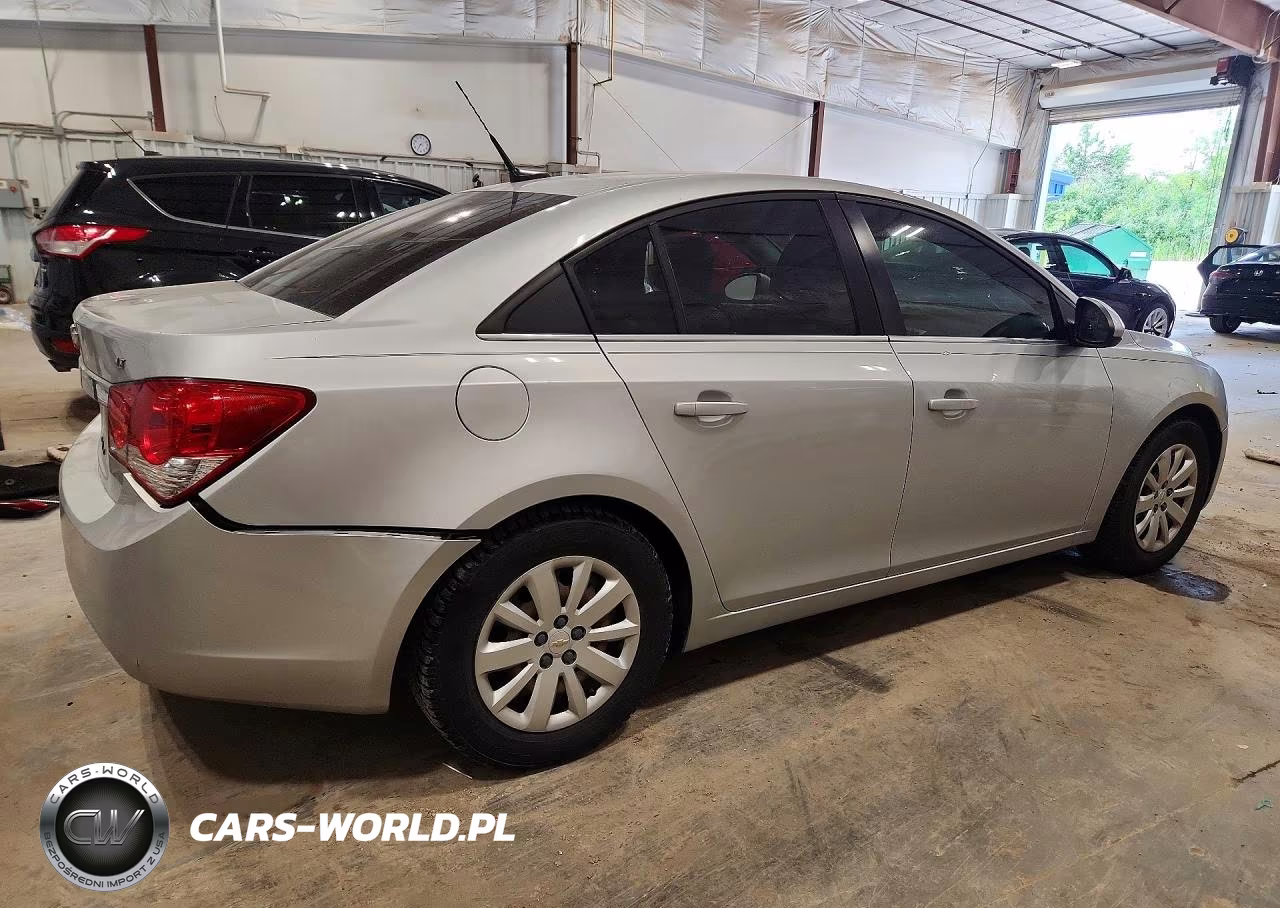 2011 Chevrolet Cruze Lt VIN:1G1PF5S90B7267356 - 3