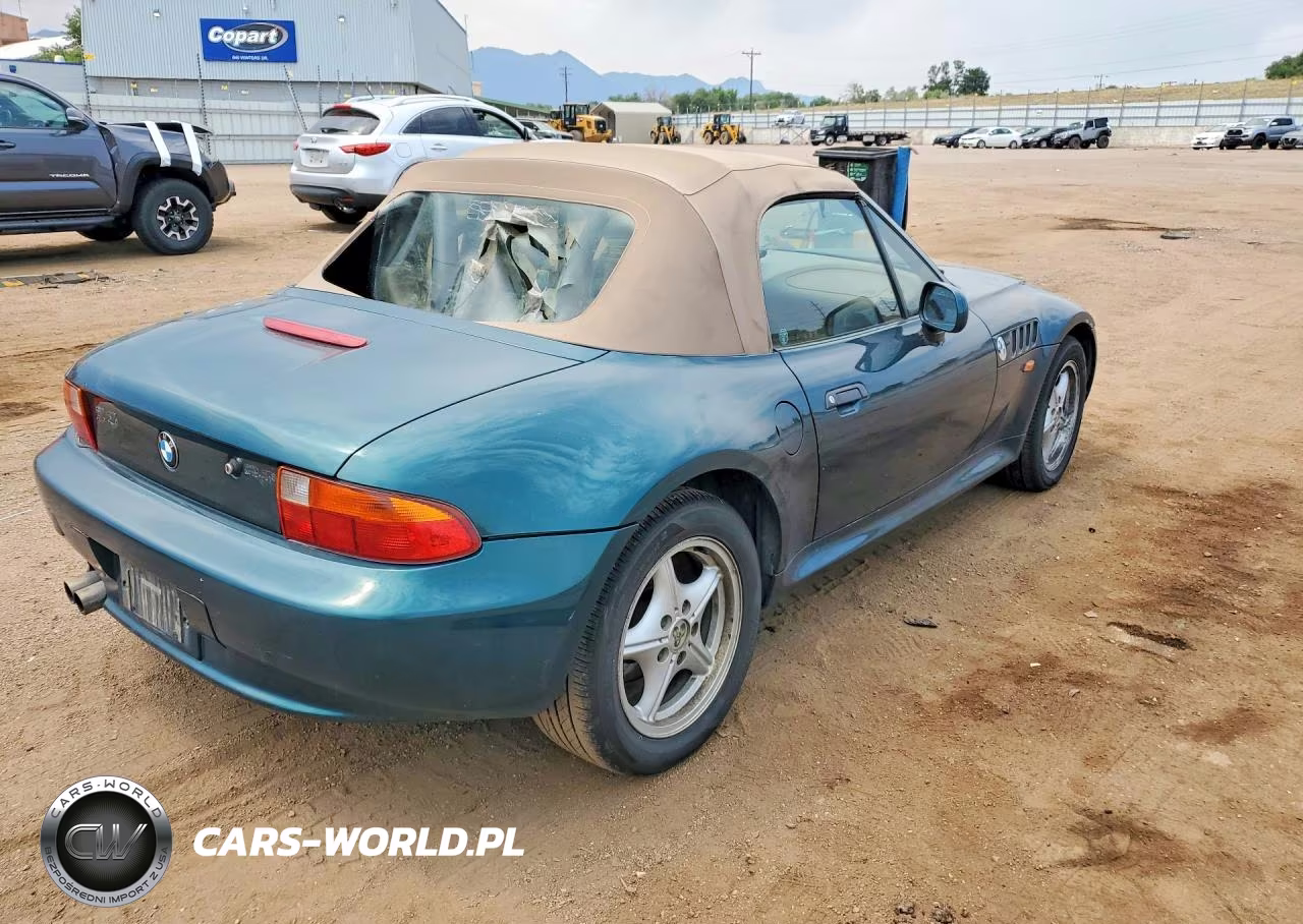 1999 BMW Z3 2.3 VIN:4USCH9339XLF81472 - 3