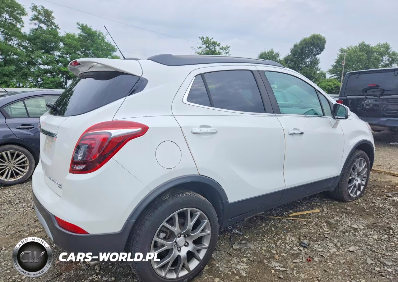 2018 Buick Encore Sport Touring VIN:KL4CJ2SB0JB655537 - 3
