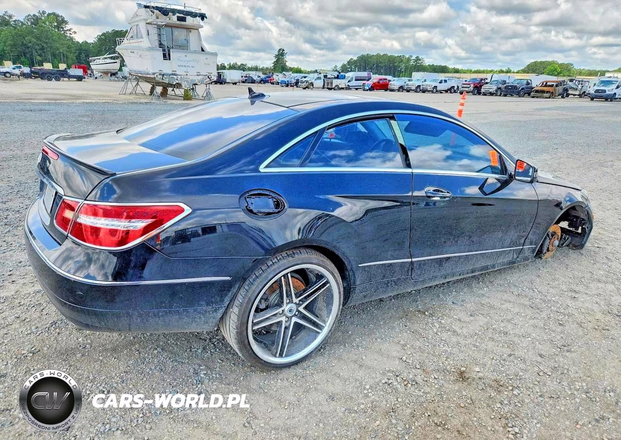 2011 Mercedes-Benz E 350 VIN:WDDKJ5GB7BF064164 - 3