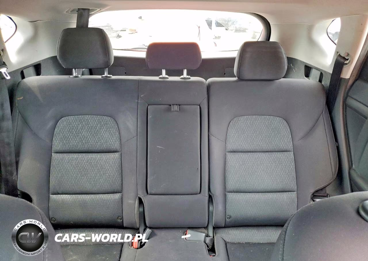 2018 Hyundai Tucson Value VIN:KM8J3CA26JU804712 - 10