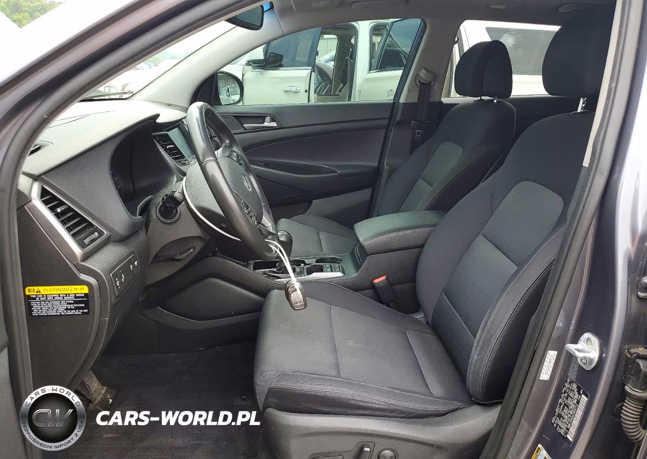 2018 Hyundai Tucson Value VIN:KM8J3CA26JU804712 - 7