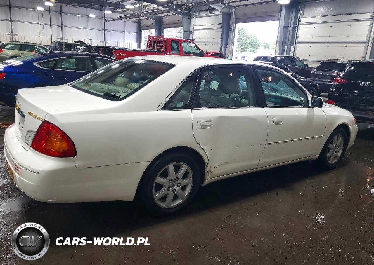 2001 Toyota Avalon Xls VIN:4T1BF28B31U130515 - 3