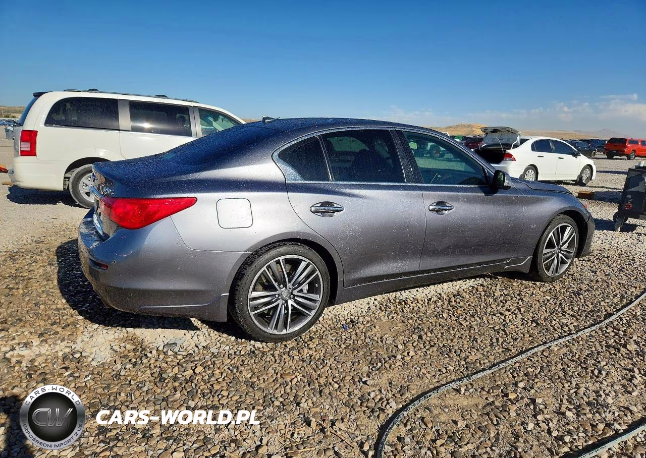 2014 Infiniti Q50 Sport VIN:JN1BV7AR1EM689856 - 3