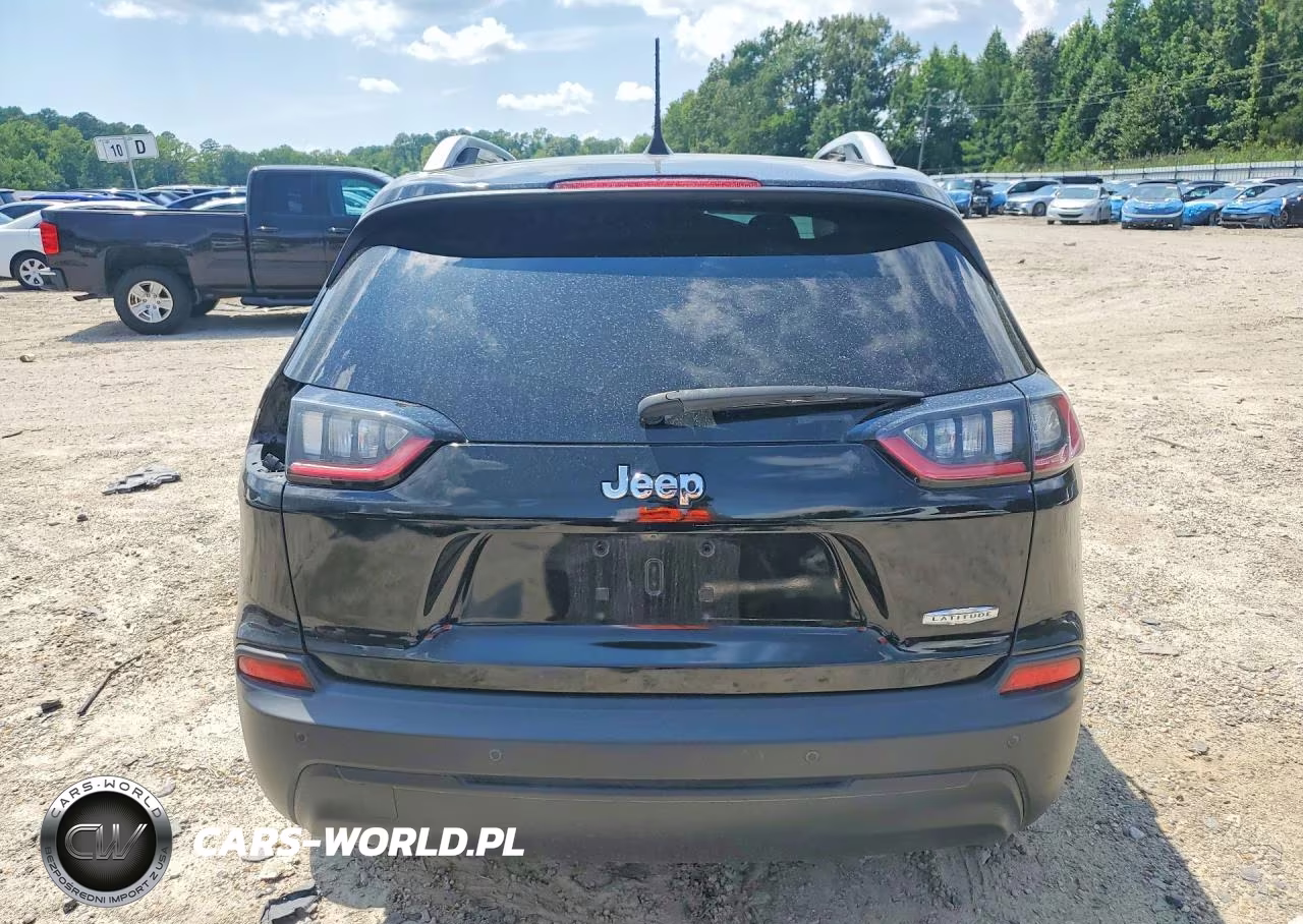 2019 Jeep Cherokee Latitude Plus VIN:1C4PJLLB8KD290056 - 6