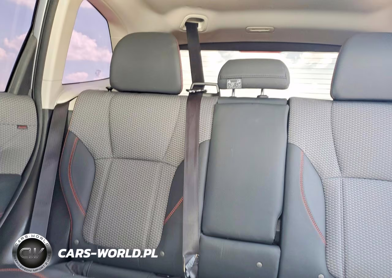 2019 Subaru Forester Sport VIN:JF2SKAKCXKH553972 - 10