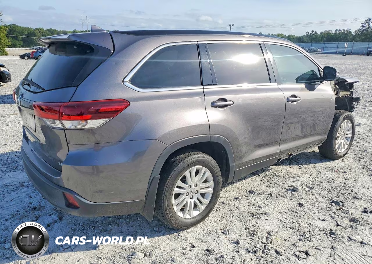 2019 Toyota Highlander Se VIN:5TDKZRFH2KS326446 - 3