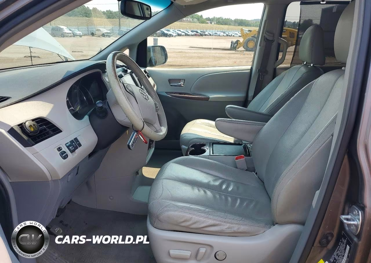 2011 Toyota Sienna Xle V6 VIN:5TDYK3DCXBS025166 - 7