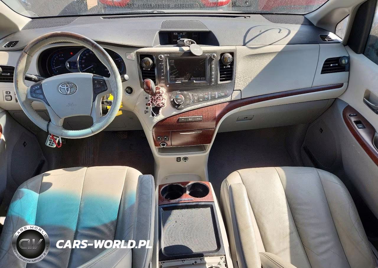 2011 Toyota Sienna Xle V6 VIN:5TDYK3DCXBS025166 - 8