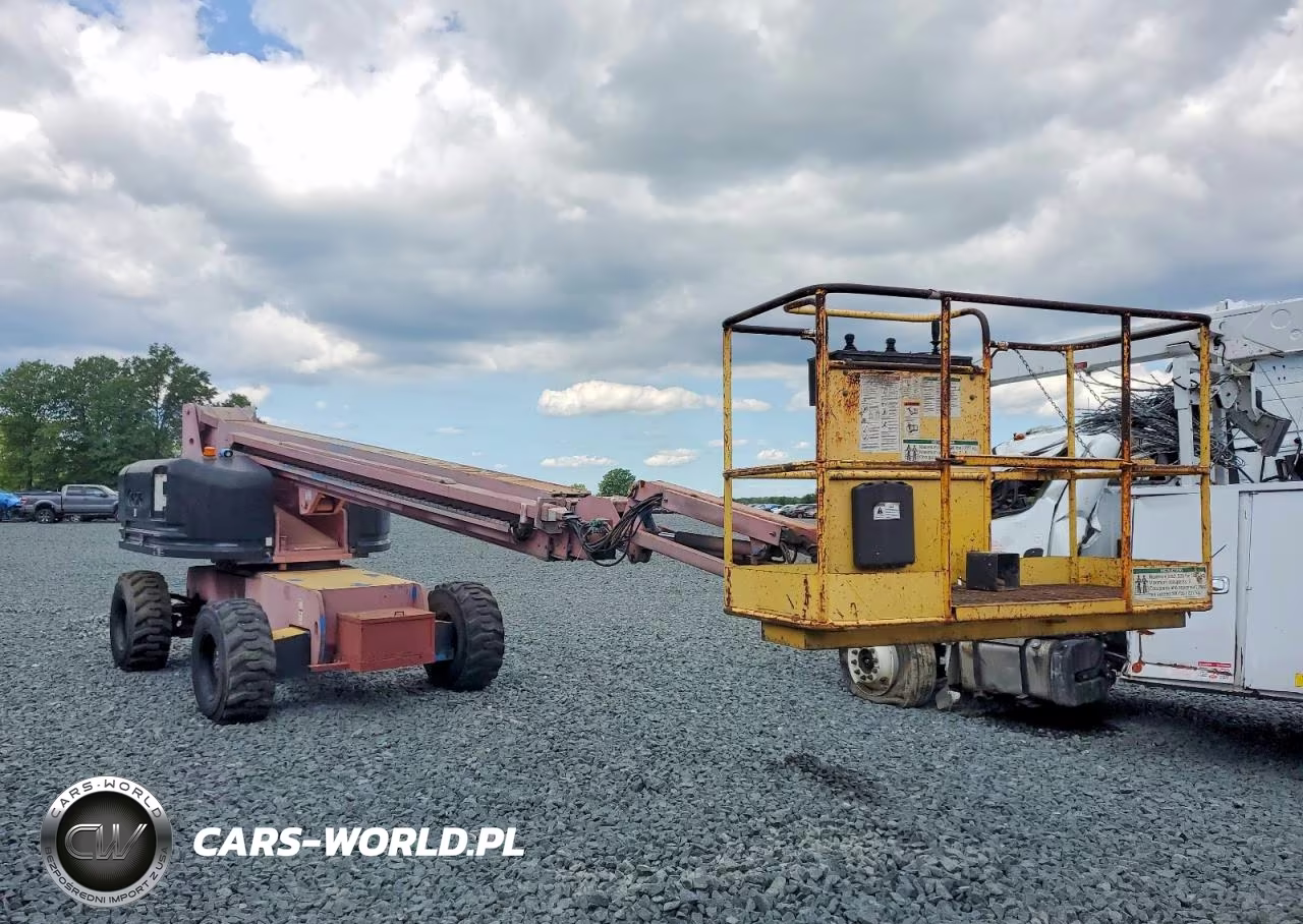 2000 Genie Industrial Equipment - Boom Lift