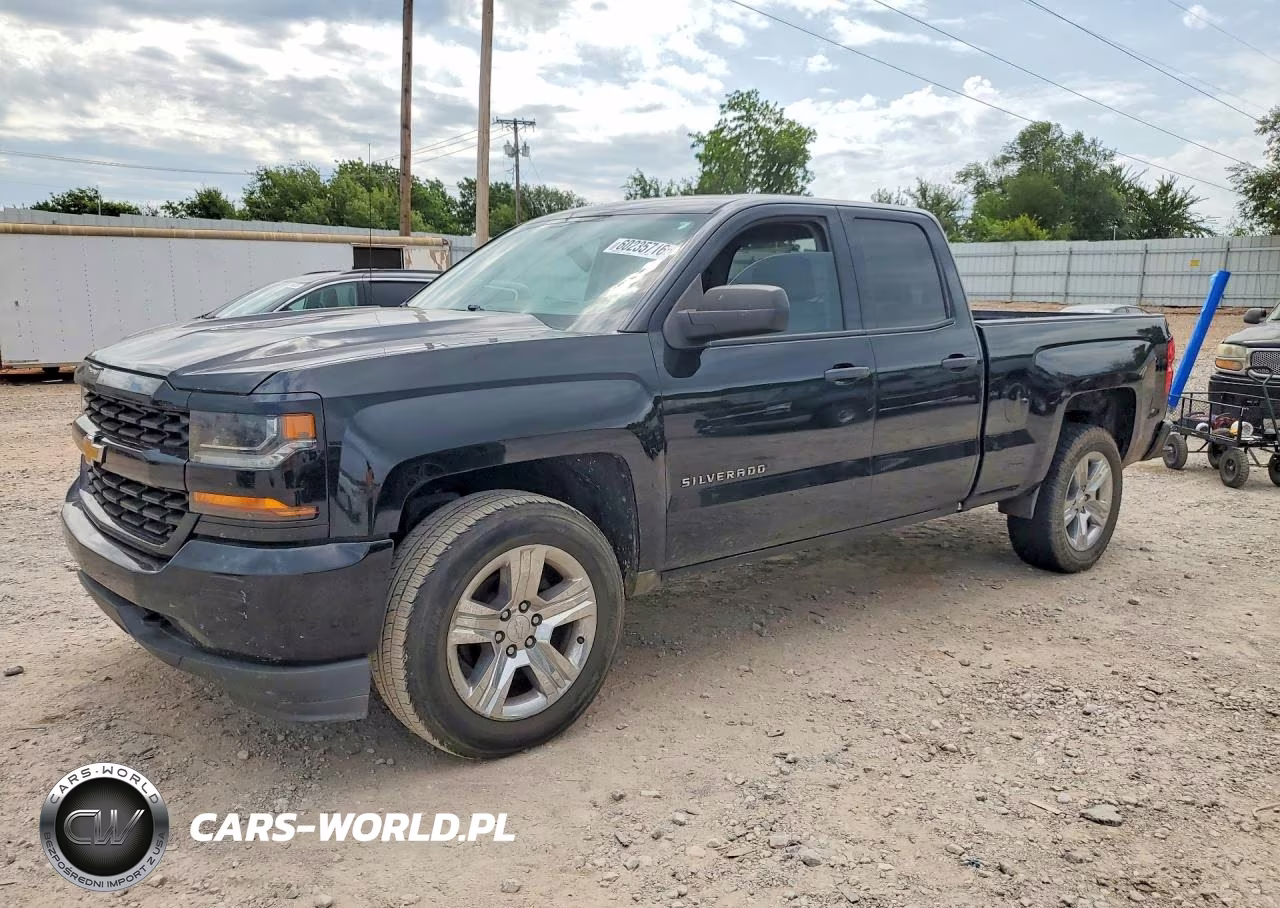 2016 Chevrolet Silverado C1500 Custom