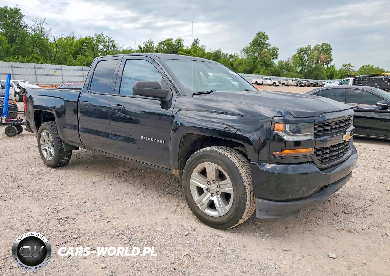 2016 Chevrolet Silverado C1500 Custom VIN:1GCRCPEH5GZ279053 - 4