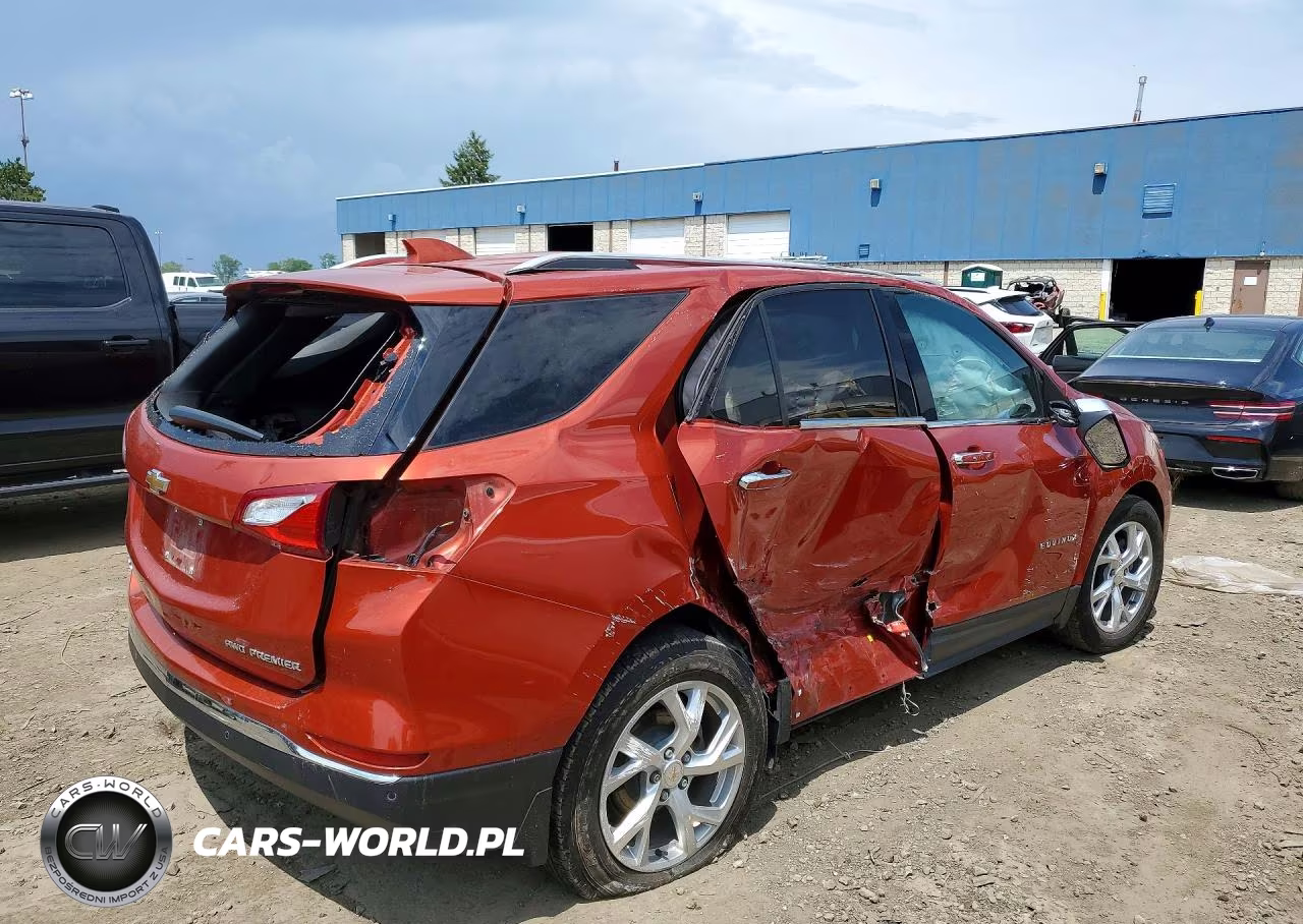 2020 Chevrolet Equinox Premier VIN:2GNAXXEV7L6143317 - 3