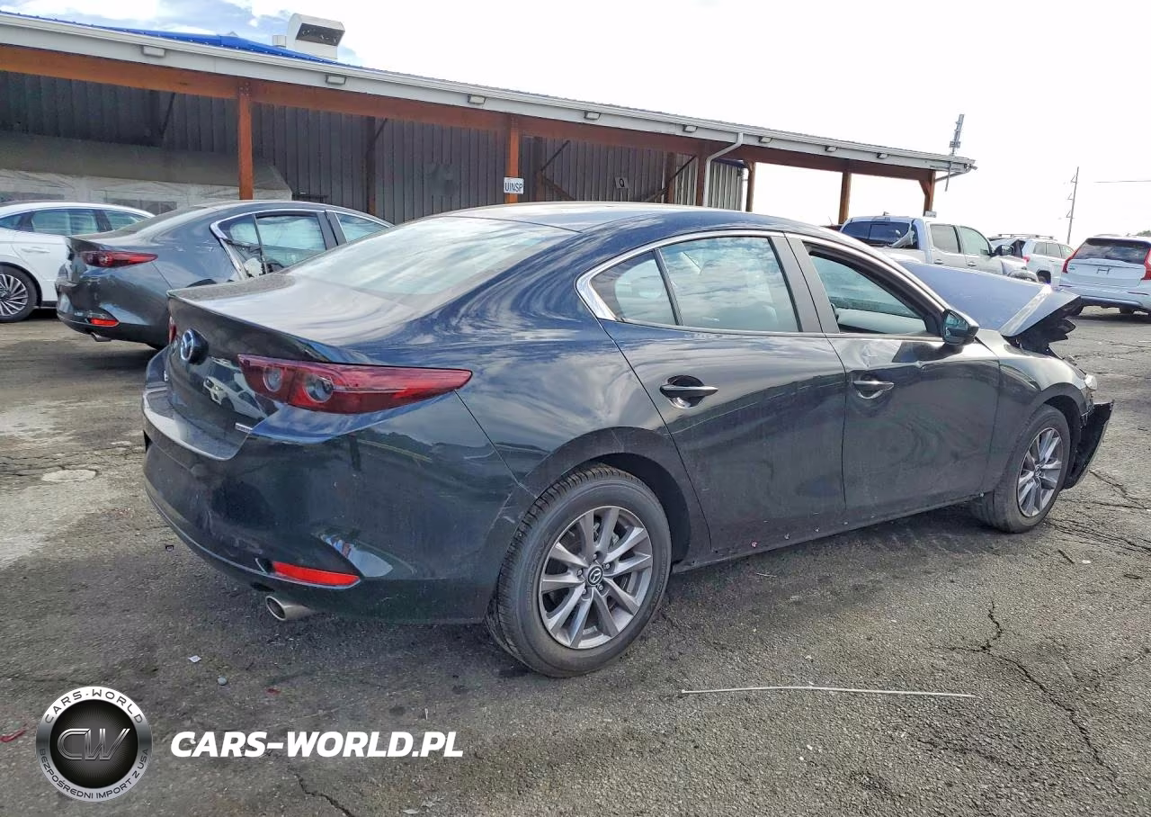 2021 Mazda 3 VIN:JM1BPAAL4M1344854 - 3