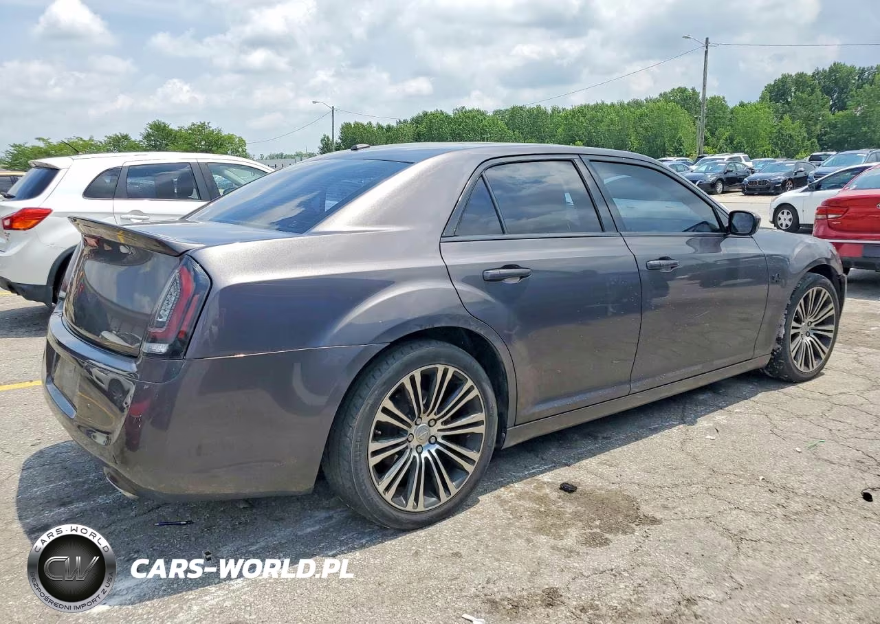 2014 Chrysler 300 S VIN:2C3CCABT8EH200732 - 3