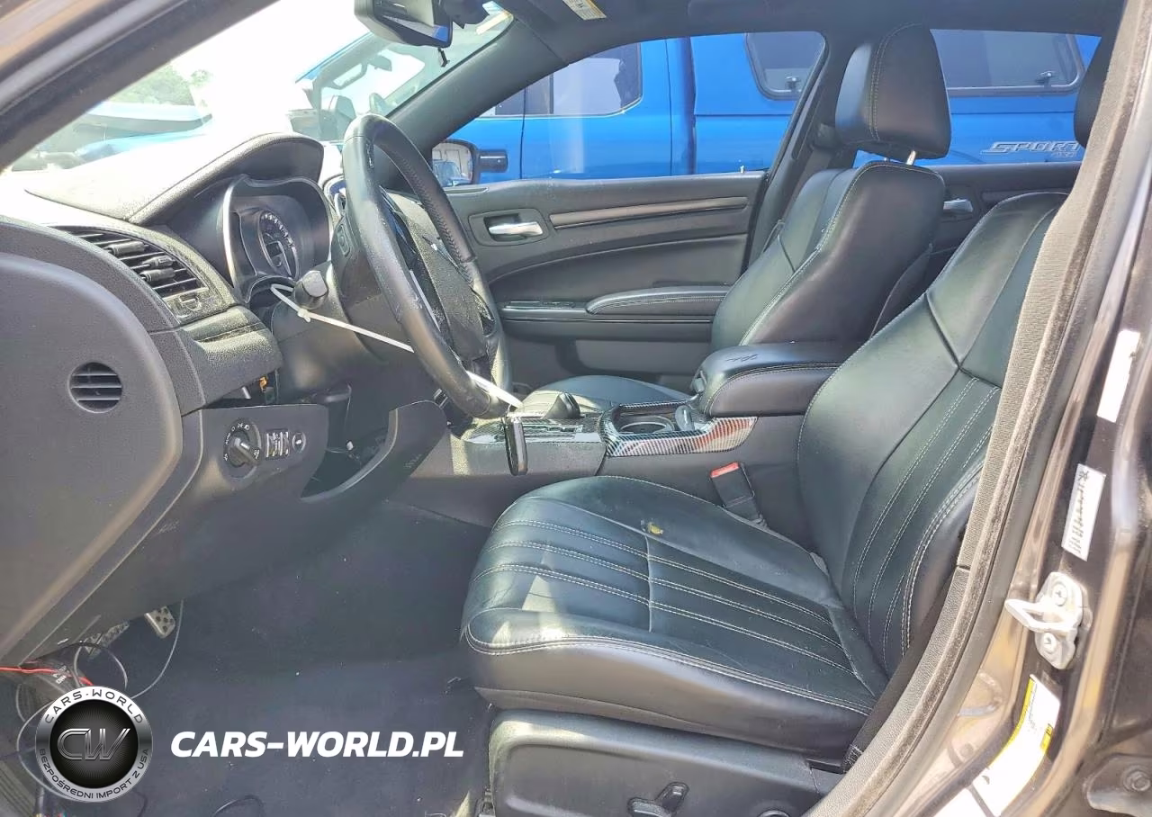2014 Chrysler 300 S VIN:2C3CCABT8EH200732 - 7