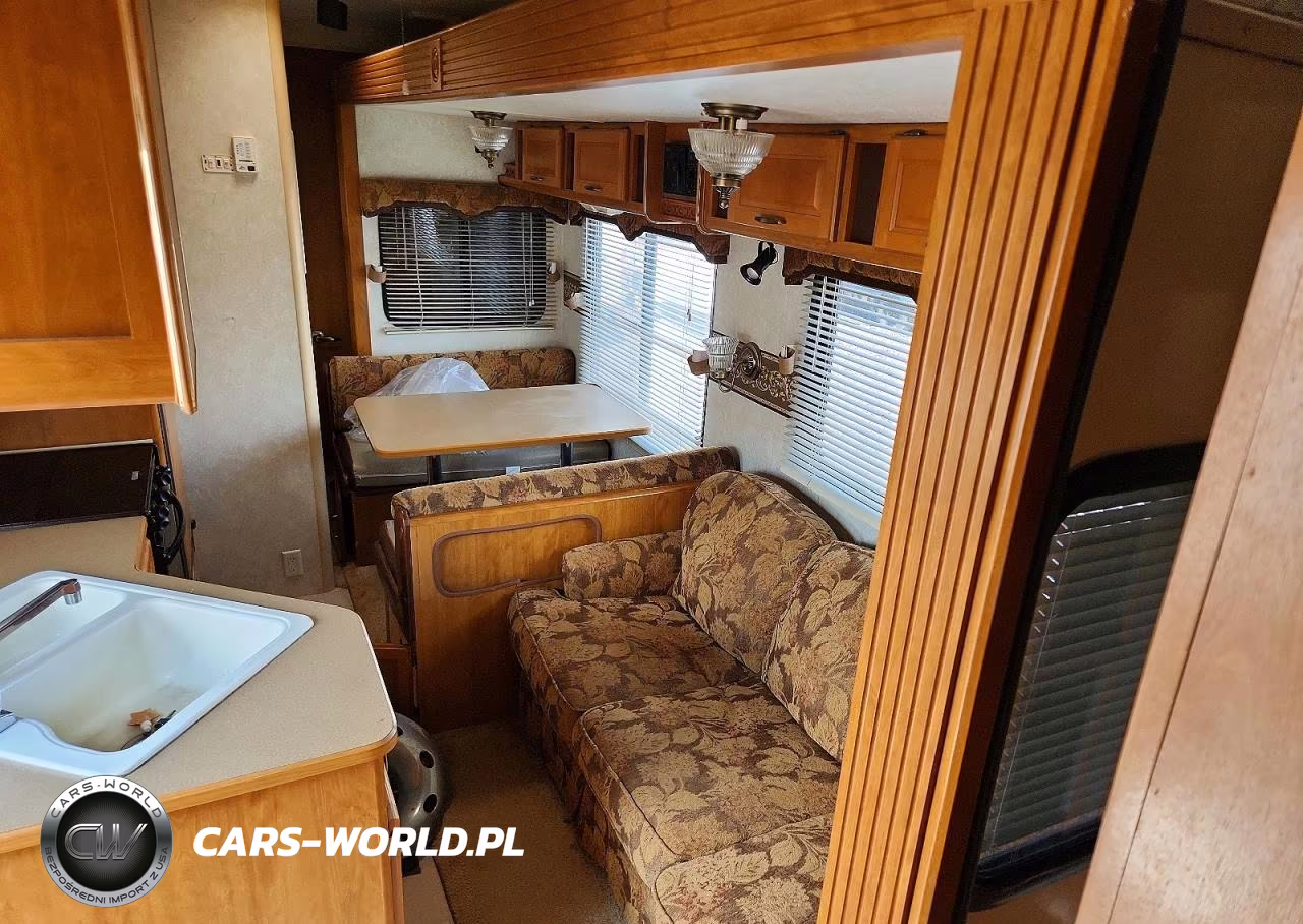 2006 Fleetwood Prowler Regal Camper VIN:1EC5B292344003287 - 8