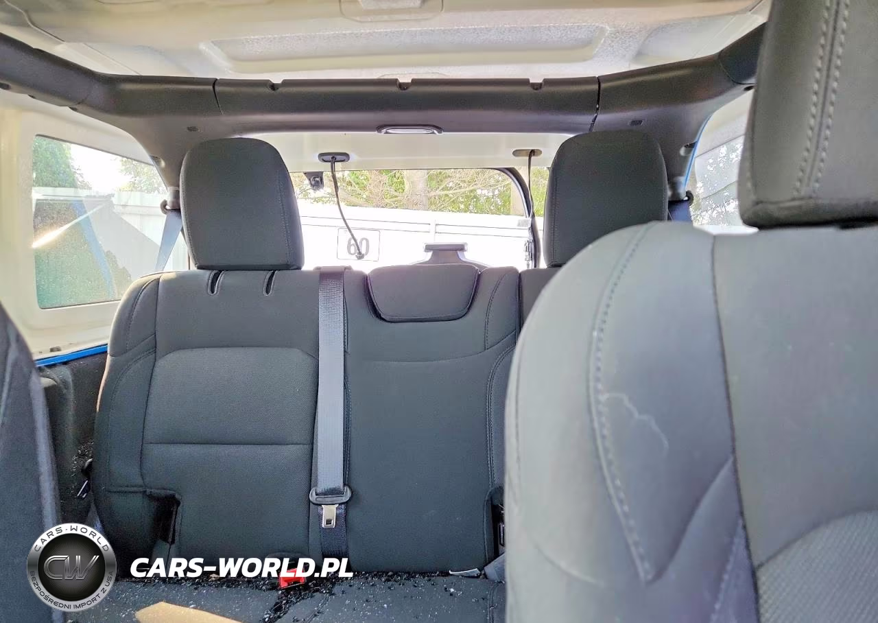 2022 Jeep Wrangler Unlimited Sport VIN:1C4HJXDN0NW110789 - 10
