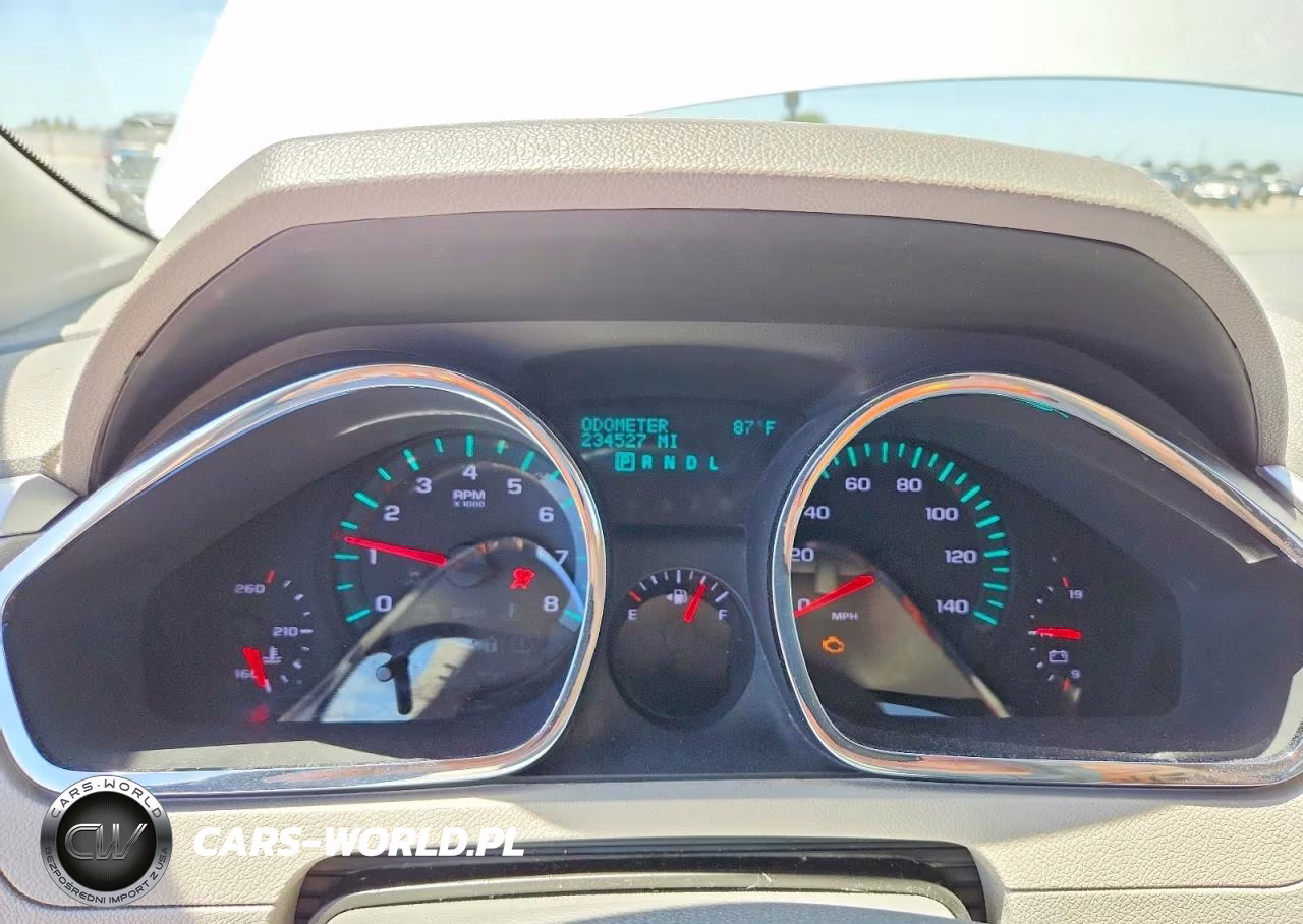 2011 Chevrolet Traverse Lt VIN:1GNKRGED3BJ302969 - 9