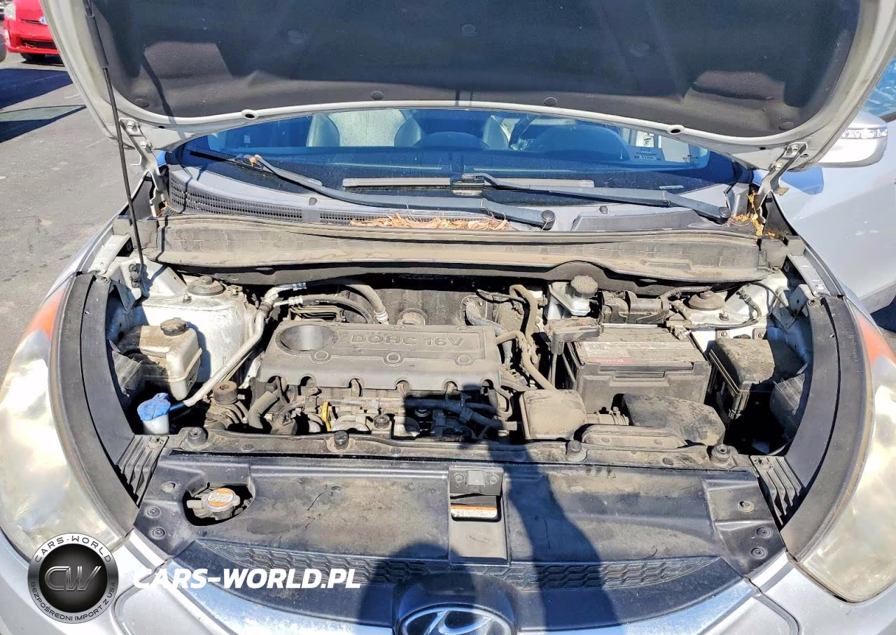 2011 Hyundai Tucson Limited VIN:KM8JU3AC4BU140255 - 12