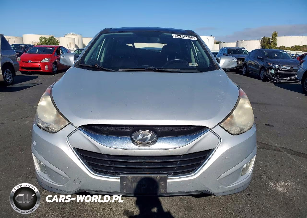 2011 Hyundai Tucson Limited VIN:KM8JU3AC4BU140255 - 5