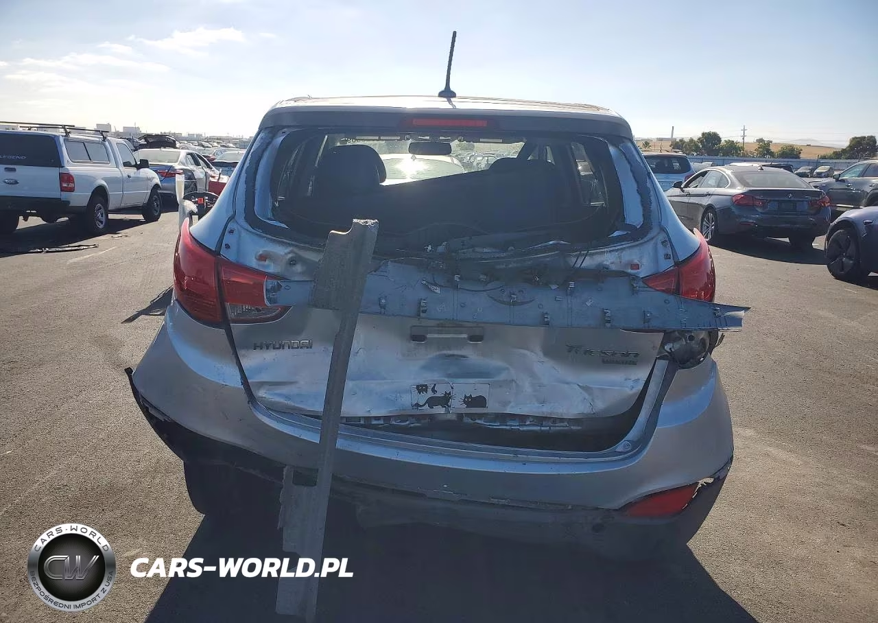 2011 Hyundai Tucson Limited VIN:KM8JU3AC4BU140255 - 6