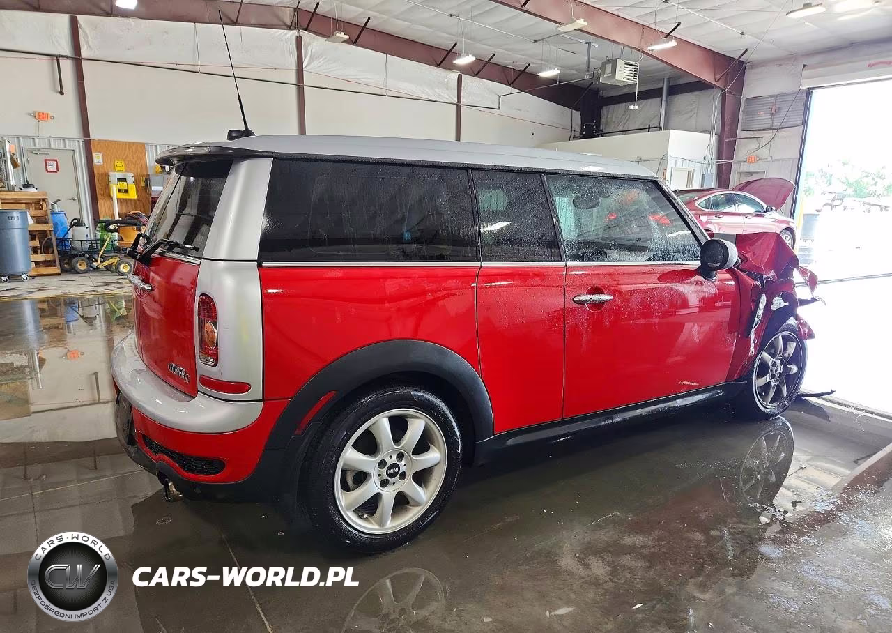 2010 Mini Cooper S Clubman VIN:WMWMM3C50ATP94395 - 3