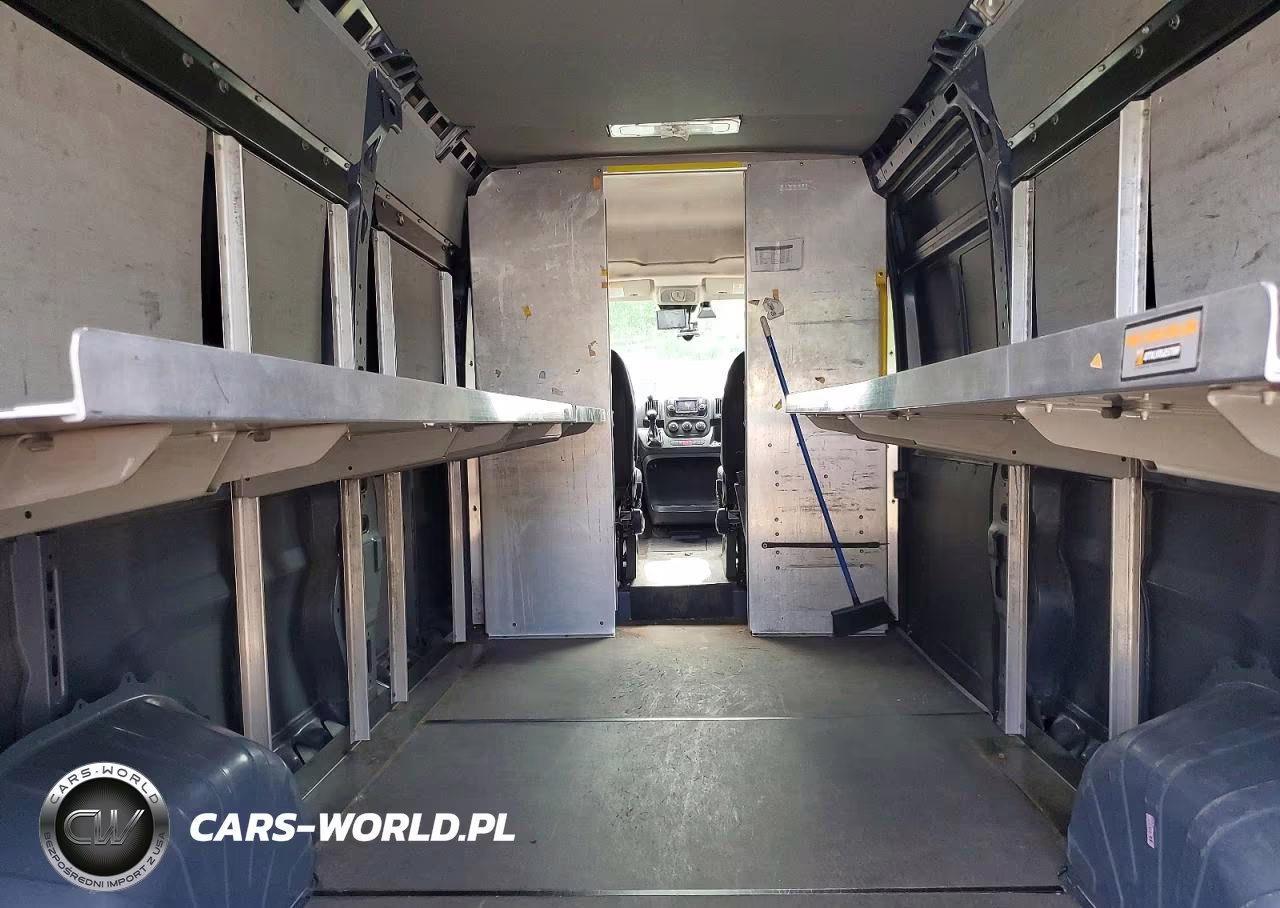 2020 Ram Promaster 3500 Delivery Van VIN:3C6URVJG4LE136943 - 10