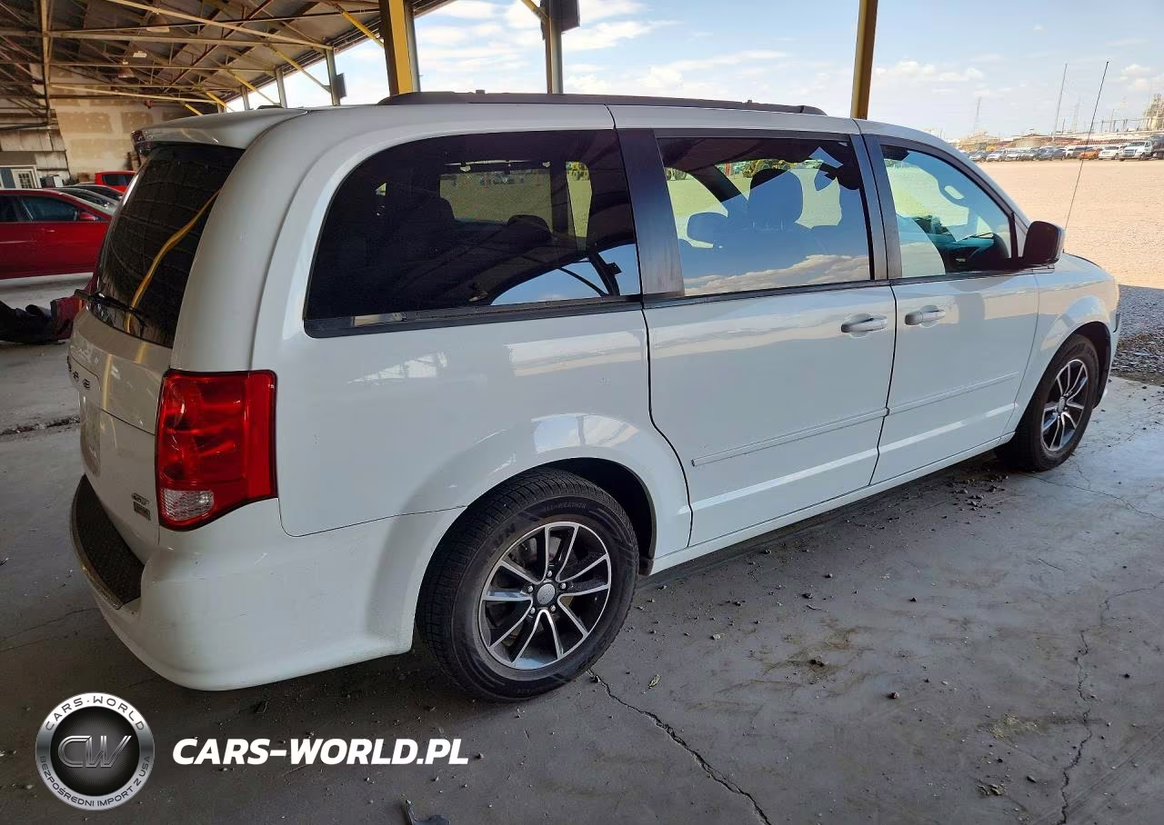 2017 Dodge Grand Caravan Gt VIN:2C4RDGEG1HR672127 - 3
