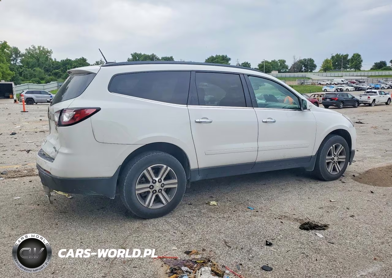 2016 Chevrolet Traverse Lt VIN:1GNKRHKD4GJ266811 - 3