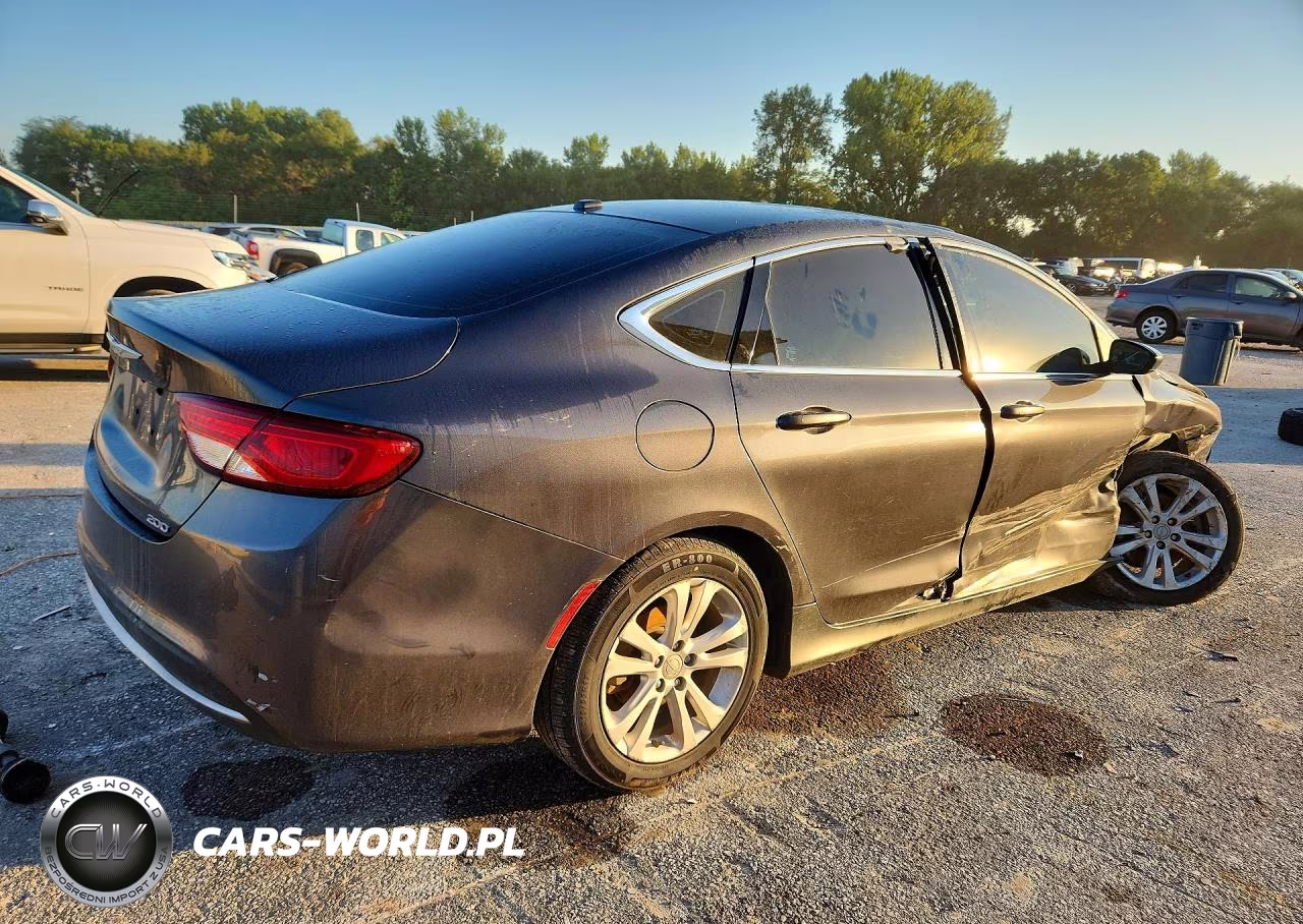 2016 Chrysler 200 Limited VIN:1C3CCCAB2GN102925 - 3
