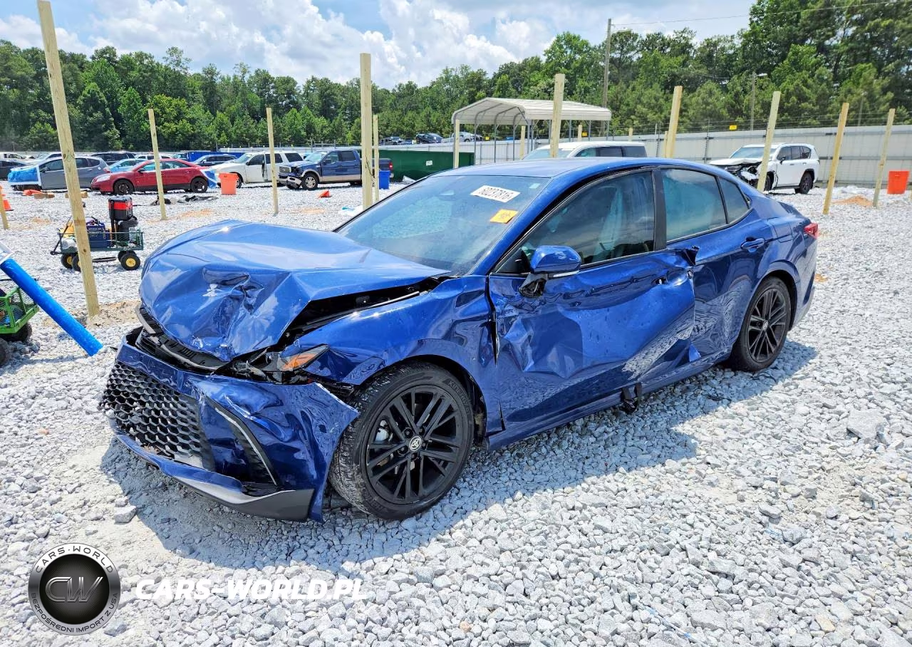 2025 Toyota Camry Se – zdjęcie 1 z 12