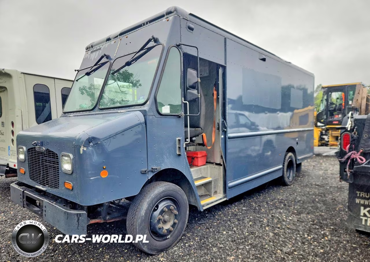 2020 Freightliner Mt45G Chassis Delivery Truck