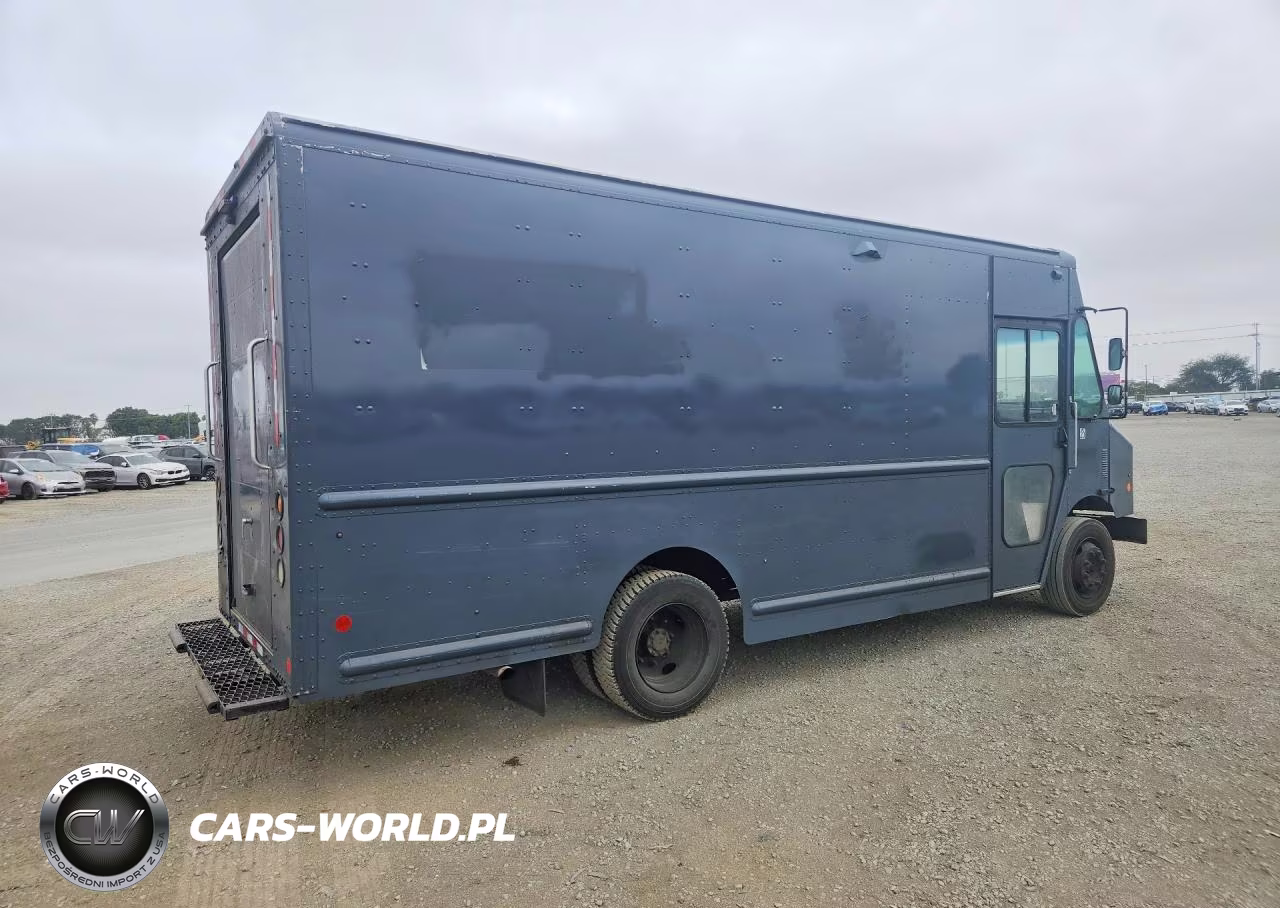 2020 Freightliner Chassis M Line Walk-In Van VIN:4UZAC2EA8LCMK2993 - 3