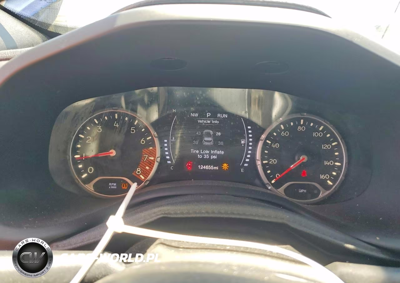 2019 Jeep Renegade Latitude VIN:ZACNJBBB7KPJ97692 - 9