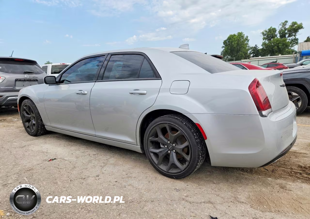 2021 Chrysler 300 S VIN:2C3CCABG9MH567205 - 2