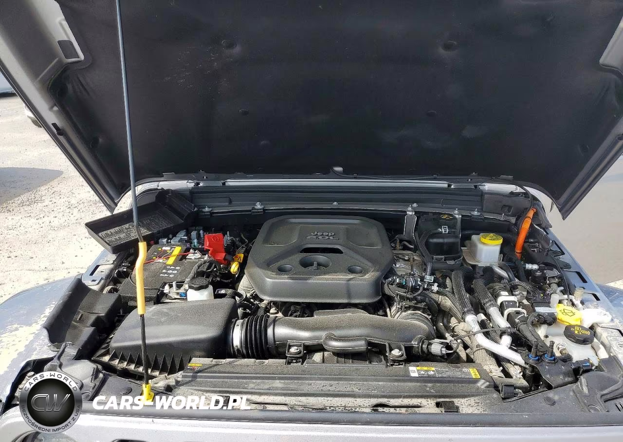 2021 Jeep Wrangler Unlimited Sahara 4Xe VIN:1C4JJXP60MW730532 - 12