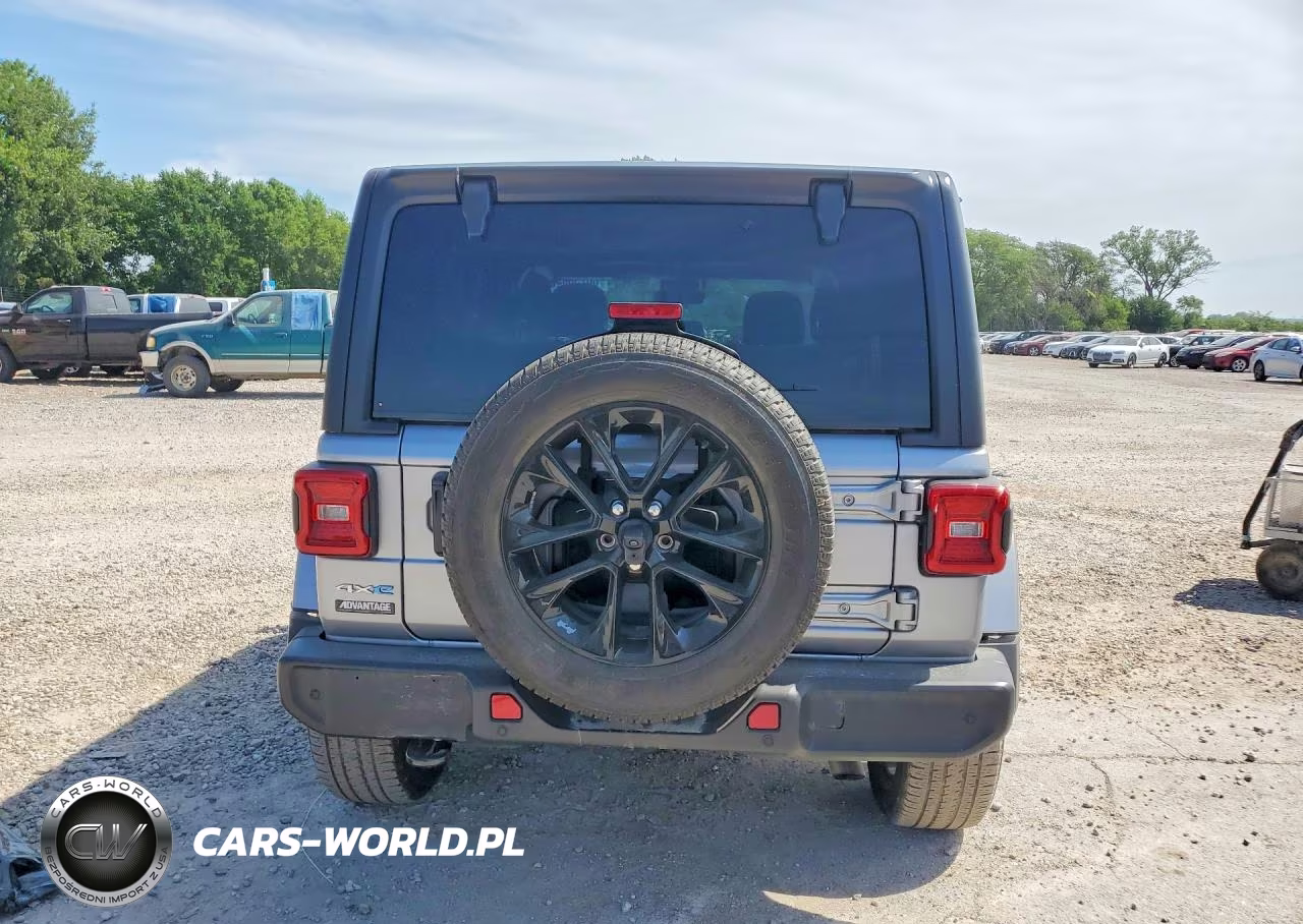2021 Jeep Wrangler Unlimited Sahara 4Xe VIN:1C4JJXP60MW730532 - 6