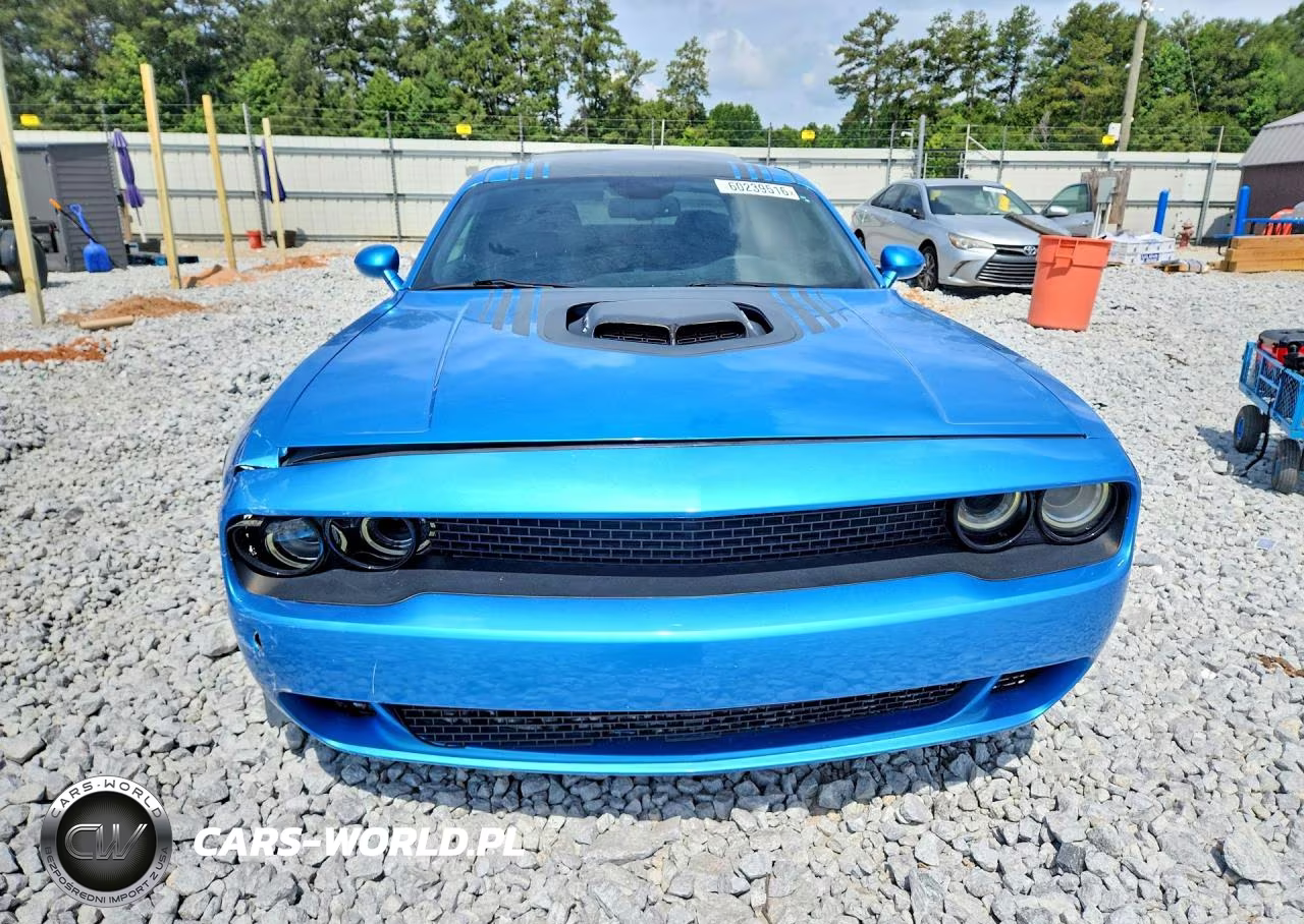 2015 Dodge Challenger Sxt VIN:2C3CDZAT9FH884916 - 5